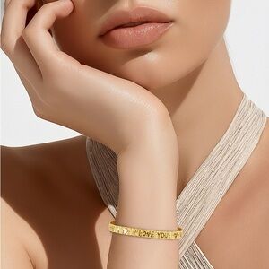 Gold Tone Nugget Bracelet